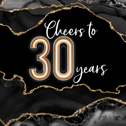 feestelijke uitnodiging cheers to 30 years marmer zwart en goud