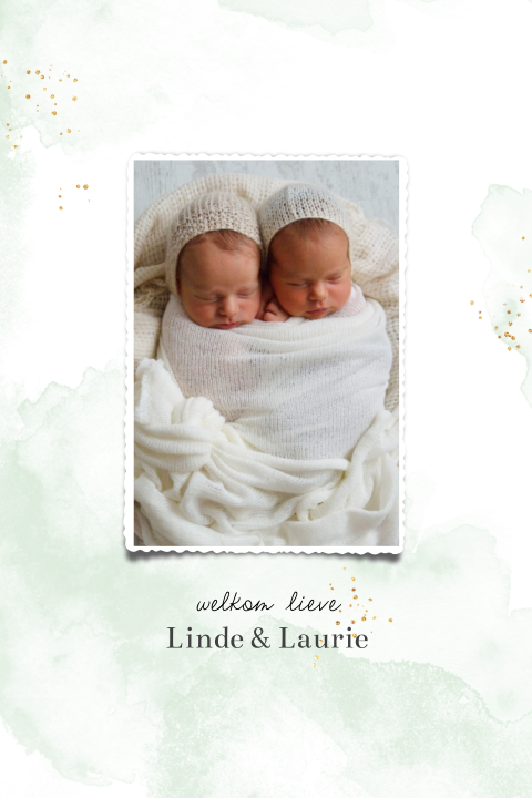 lief geboortekaartje voor een tweeling met foto waterverf groen